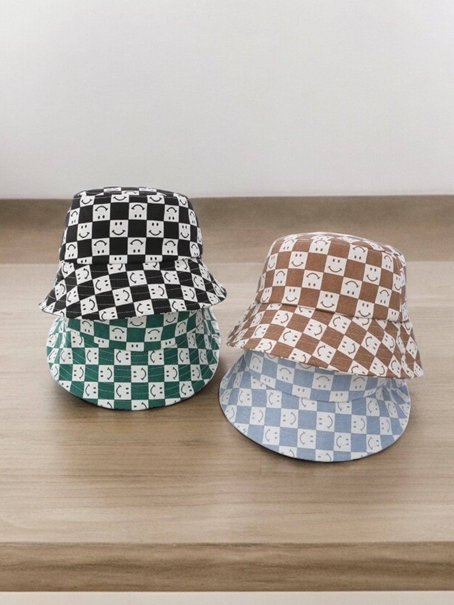 Pooki Smile Checkered Bucket Hat